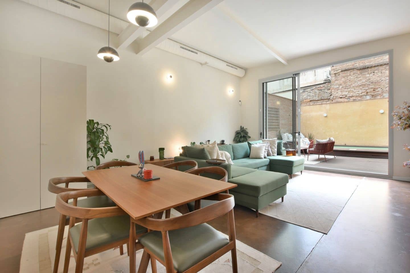 2 soveværelse Lejlighed til salg i Barcelona by med swimmingpool - € 1.500.000 (Ref: 9181293)