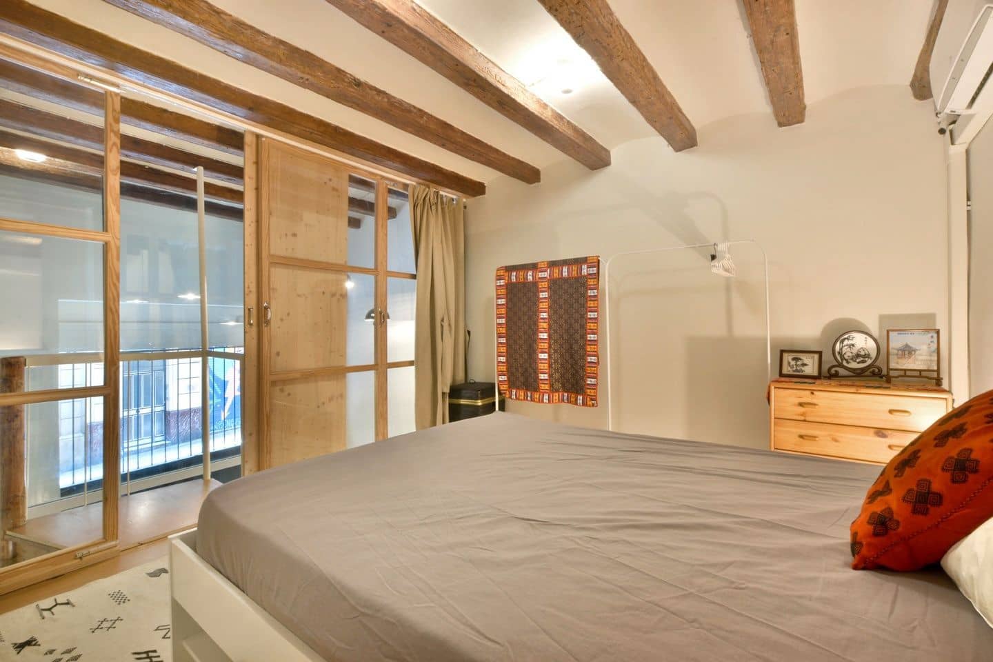 2 soveværelse Lejlighed til salg i Barcelona by med swimmingpool - € 1.500.000 (Ref: 9181293)