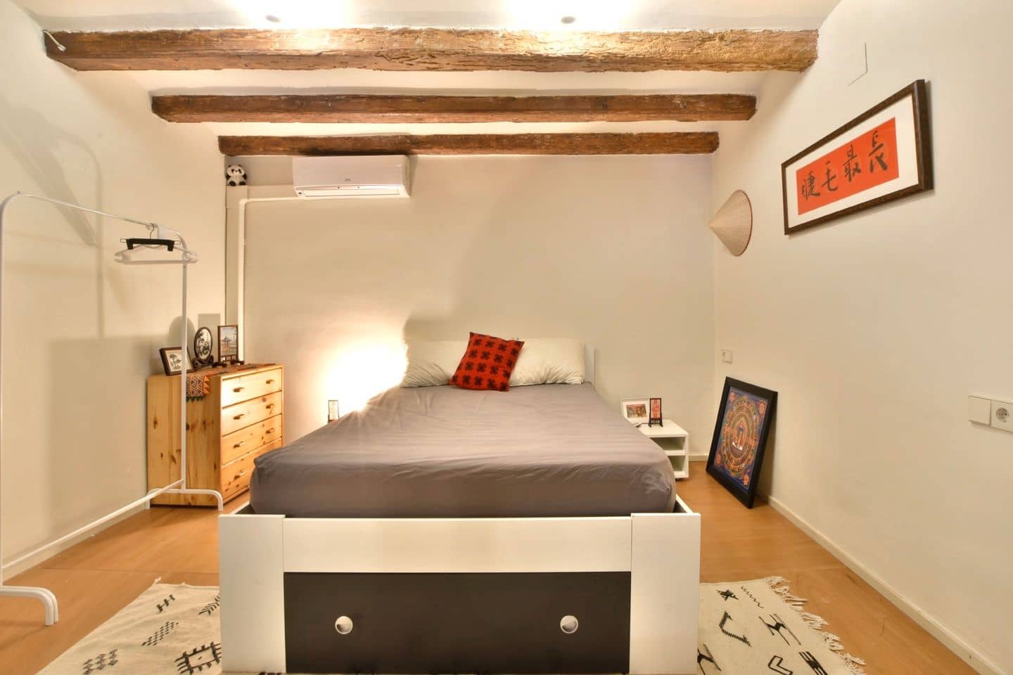 2 soveværelse Lejlighed til salg i Barcelona by med swimmingpool - € 1.500.000 (Ref: 9181293)