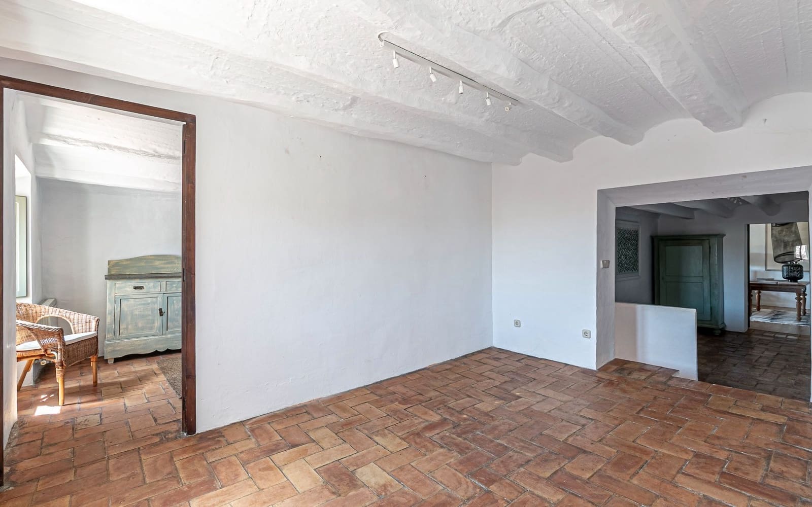 5 soverom Finca/Herregård til salgs i Torrelles de Foix med svømmebasseng garasje - € 1 250 000 (Ref: 9183923)