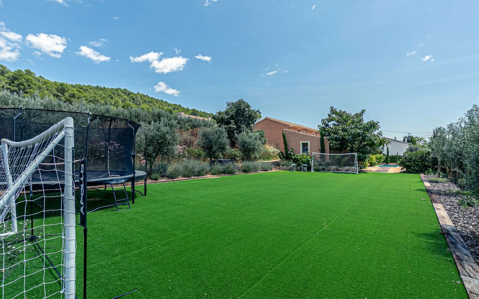 5 soverom Finca/Herregård til salgs i Torrelles de Foix med svømmebasseng garasje - € 1 250 000 (Ref: 9183923)