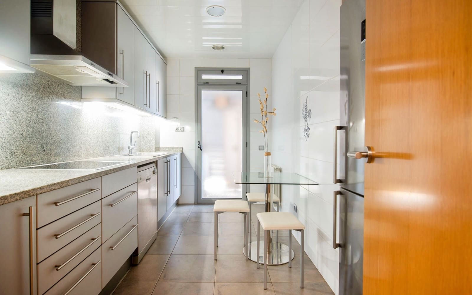 3 soveværelse Lejlighed til salg i Badalona med swimmingpool - € 530.000 (Ref: 9186162)