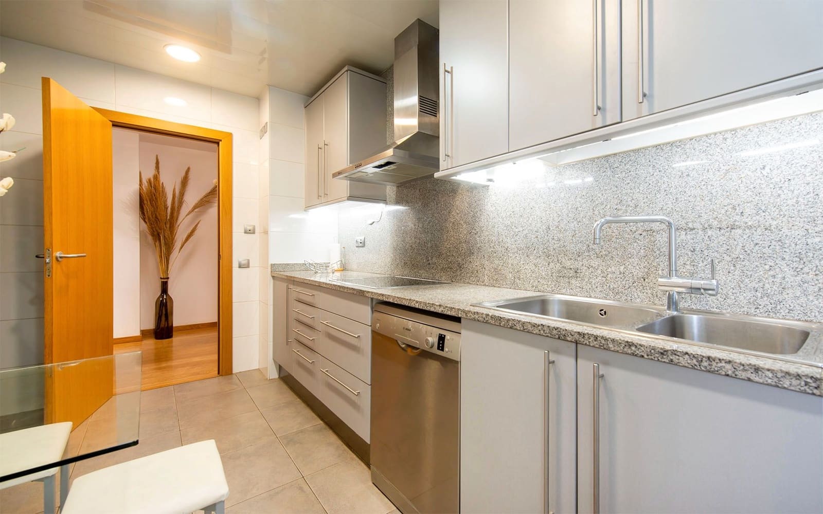 3 soveværelse Lejlighed til salg i Badalona med swimmingpool - € 530.000 (Ref: 9186162)