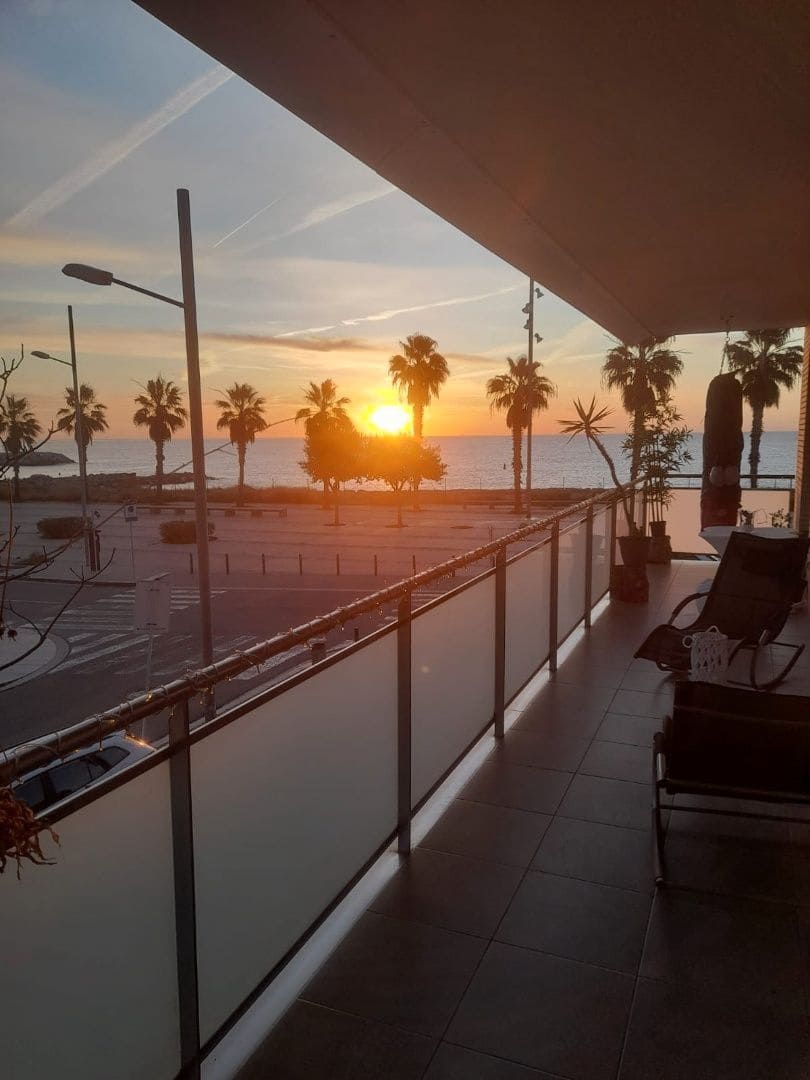 3 soveværelse Lejlighed til salg i Badalona med swimmingpool - € 530.000 (Ref: 9186162)