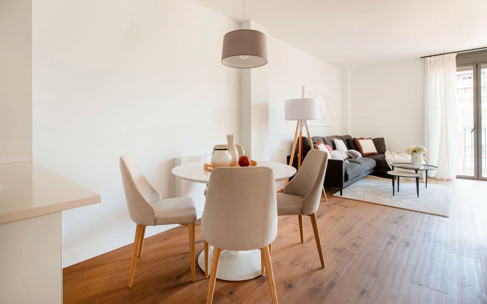 3 sypialnia Penthouse do wynajęcia w Miasto Barcelona - 3 200 € (Ref: 9190546)