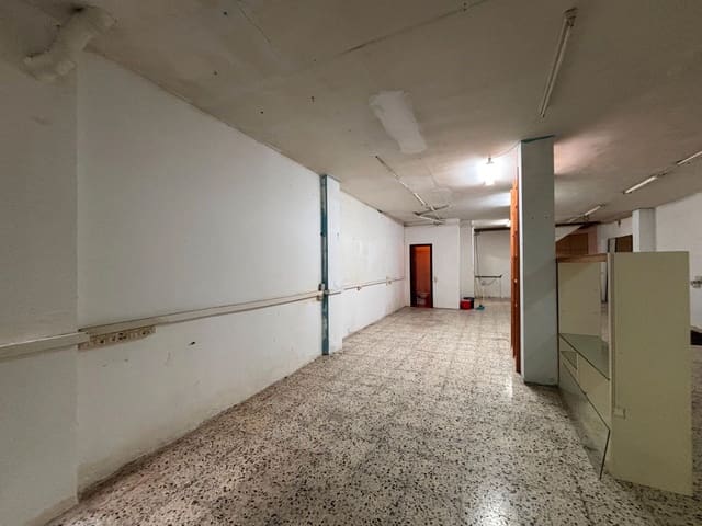Commercieel te koop in Sant Pere, Santa Caterina i La Ribera, Barcelona stad - € 229.000 (Ref: 9196293)