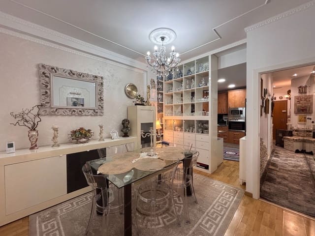 4 quarto Apartamento para venda em Badalona com garagem - 345 000 € (Ref: 9196294)