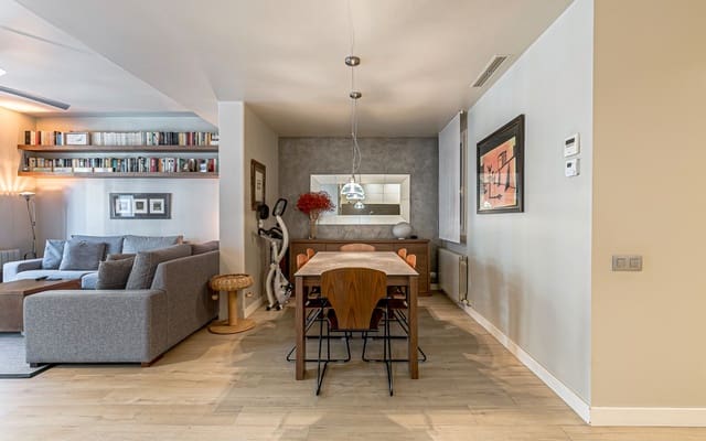 3 soverom Leilighet til salgs i La Dreta de L'Eixample, Barcelona by - € 795 000 (Ref: 9196993)