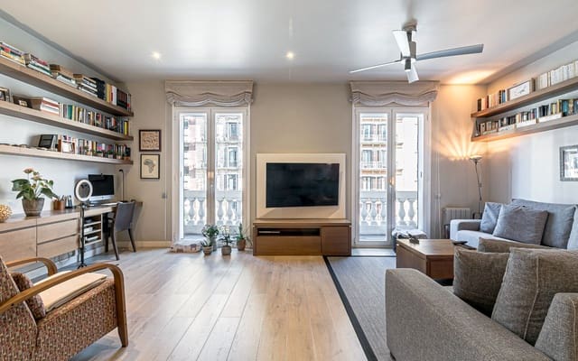 3 soverom Leilighet til salgs i La Dreta de L'Eixample, Barcelona by - € 795 000 (Ref: 9196993)