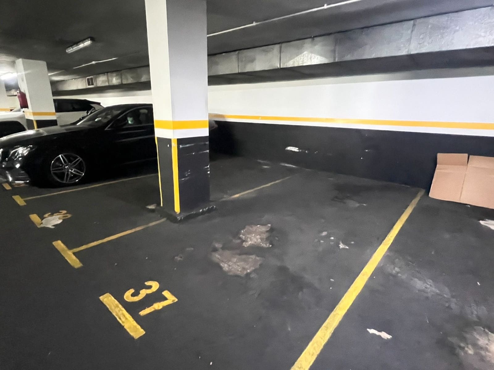 Garage til salg i Barcelona by - € 17.000 (Ref: 9199956)