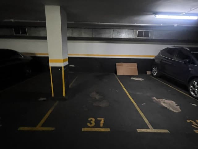 Garage til salg i Navas, Barcelona by - € 17.000 (Ref: 9199956)