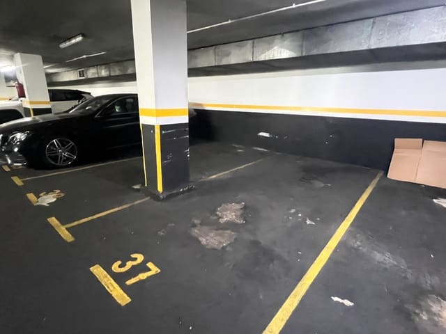 Garage til salg i Navas, Barcelona by - € 17.000 (Ref: 9199956)