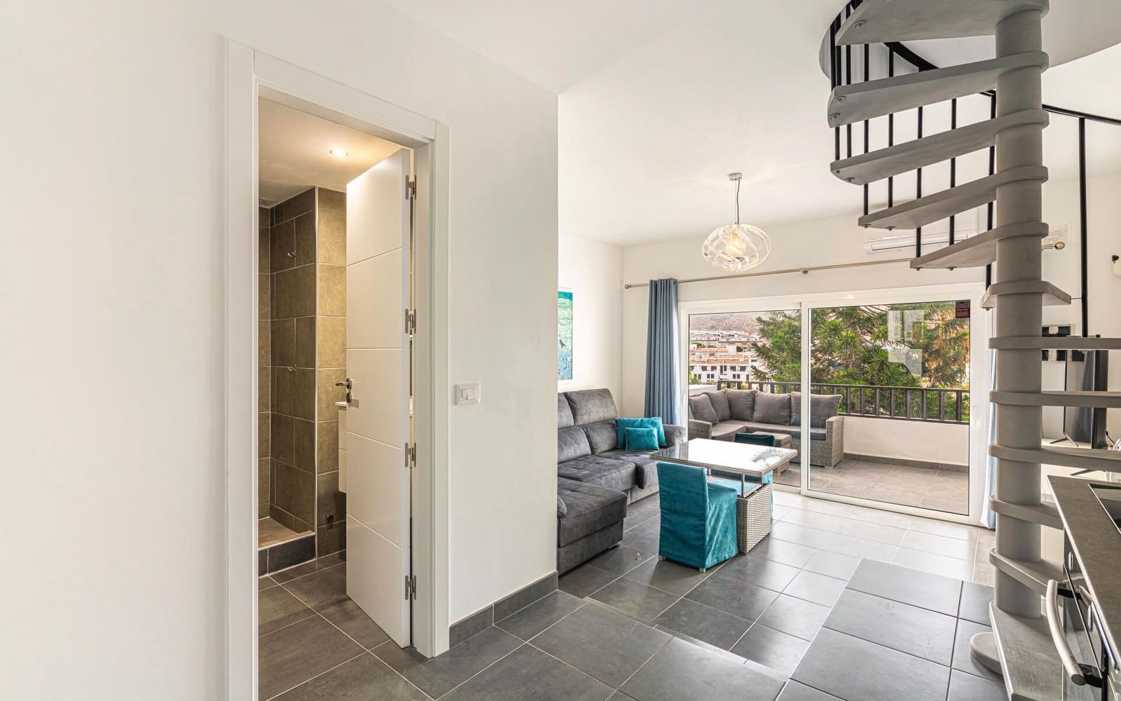 2 soveværelse Penthouse til salg i Arona med swimmingpool - € 435.000 (Ref: 9201538)