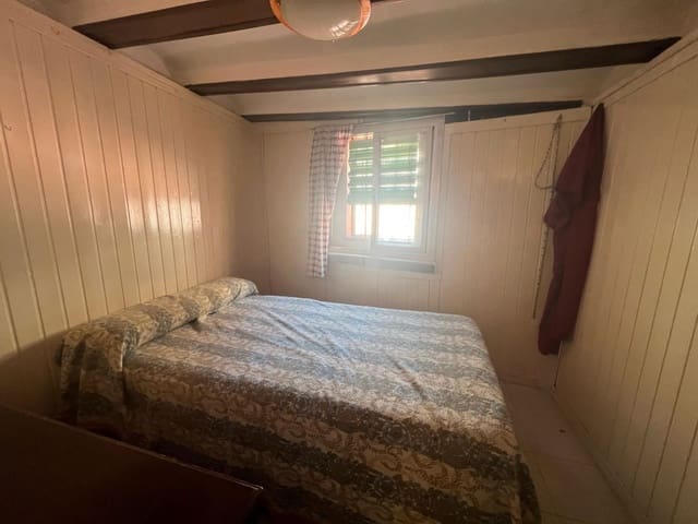 2 soveværelse Lejlighed til salg i El Raval, Barcelona by - € 275.000 (Ref: 9203451)