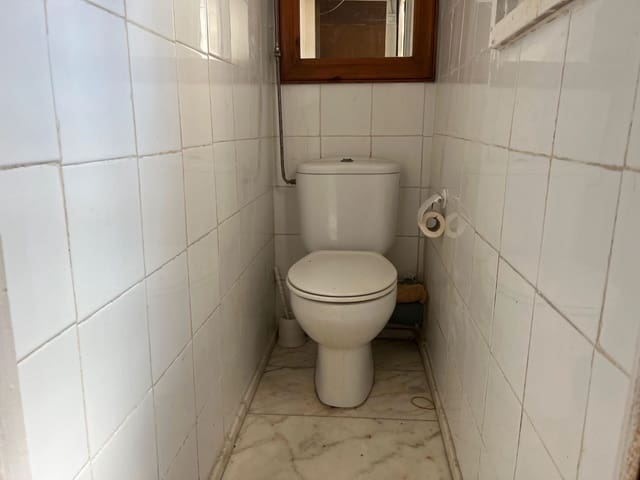 2 soveværelse Lejlighed til salg i El Raval, Barcelona by - € 275.000 (Ref: 9203451)