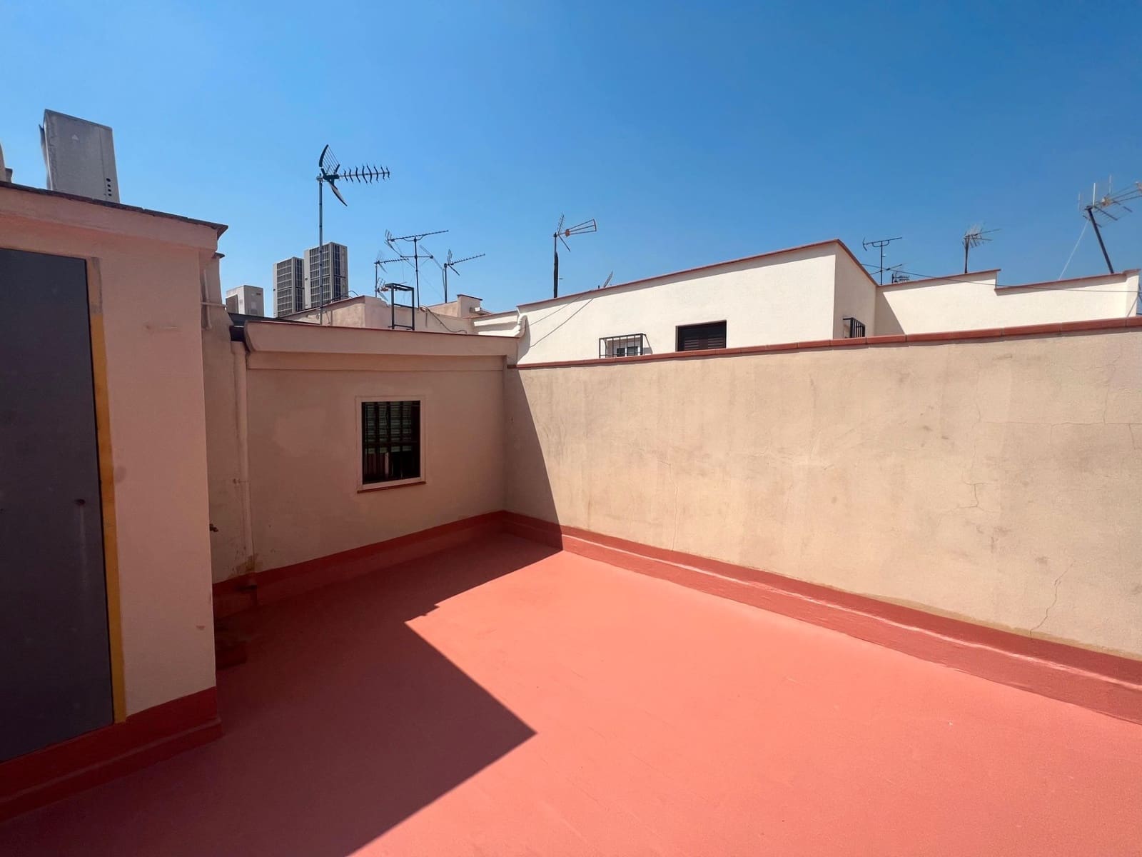 2 soverom Leilighet til salgs i Barcelona by - € 275 000 (Ref: 9203451)