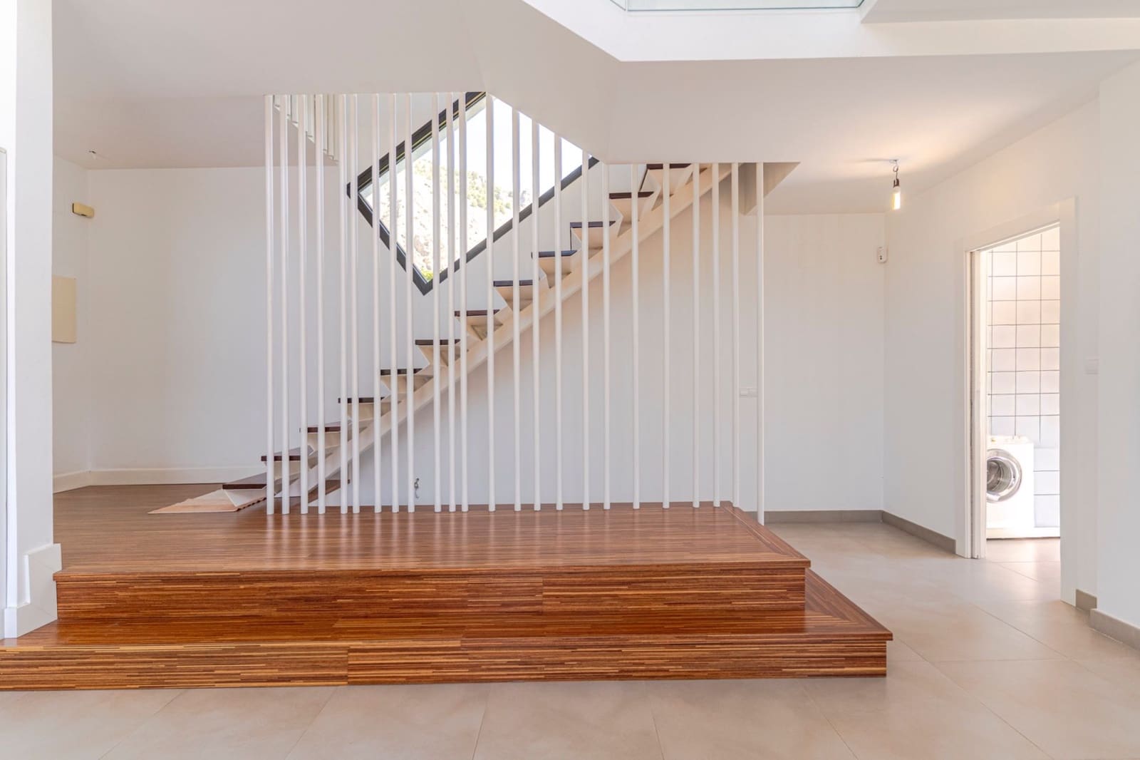 3 soveværelse Villa til salg i Loja med swimmingpool garage - € 450.000 (Ref: 9227610)