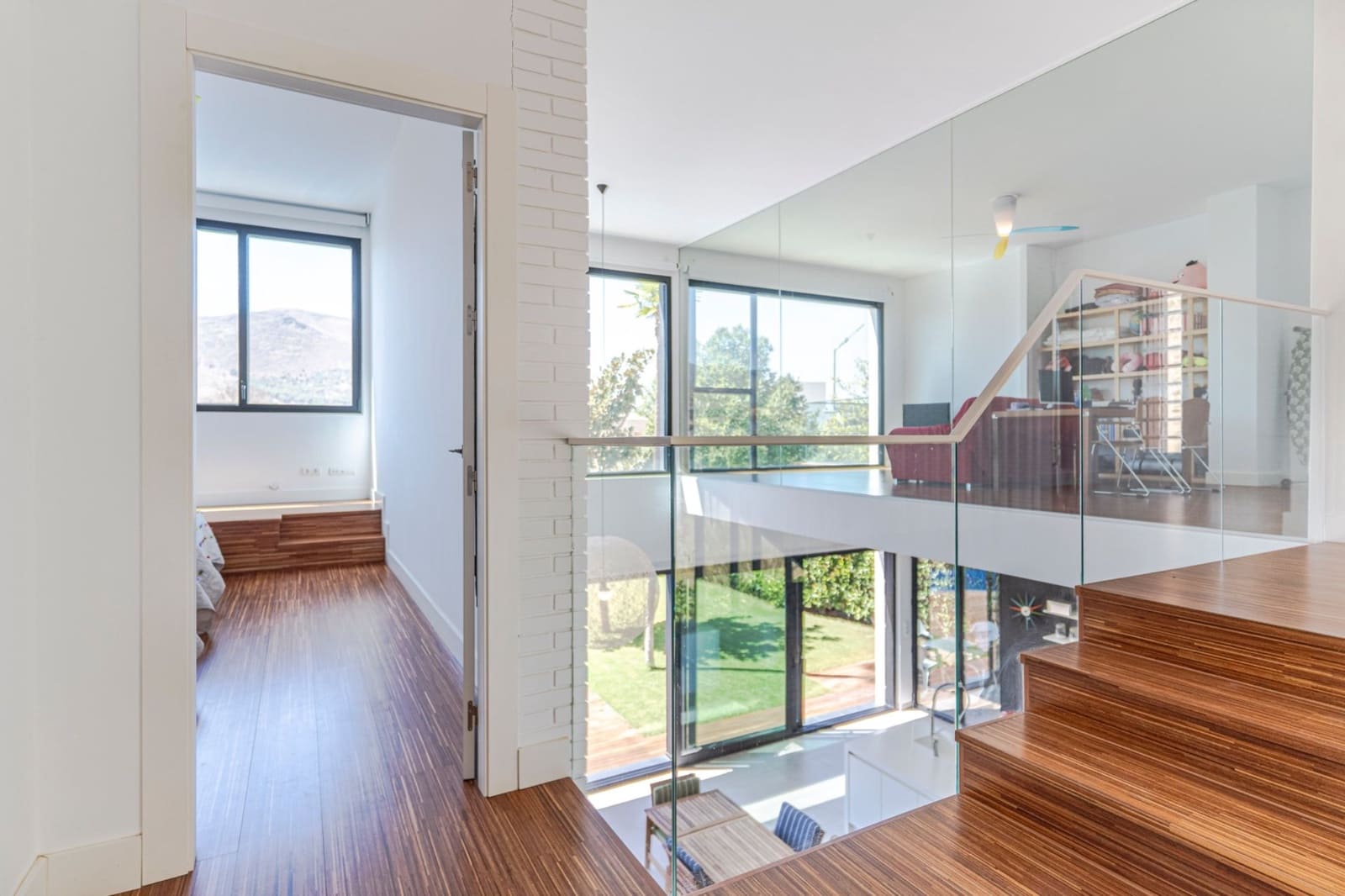 3 soveværelse Villa til salg i Loja med swimmingpool garage - € 450.000 (Ref: 9227610)