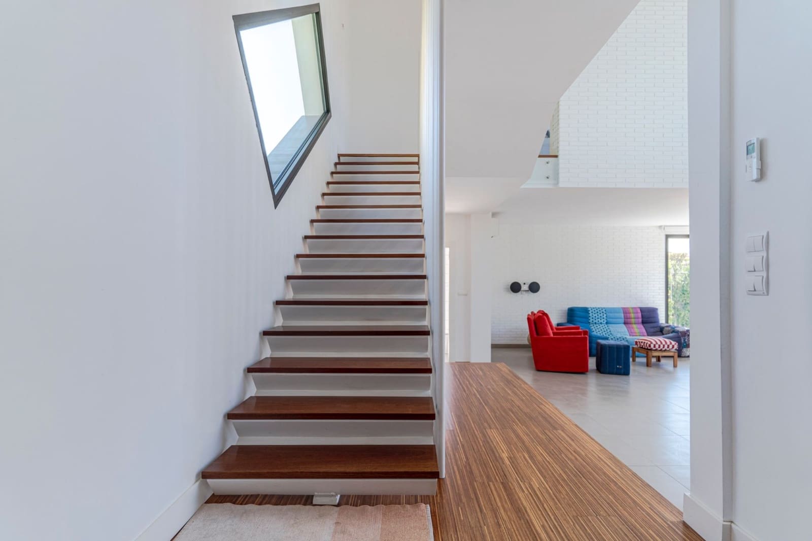 3 soveværelse Villa til salg i Loja med swimmingpool garage - € 450.000 (Ref: 9227610)