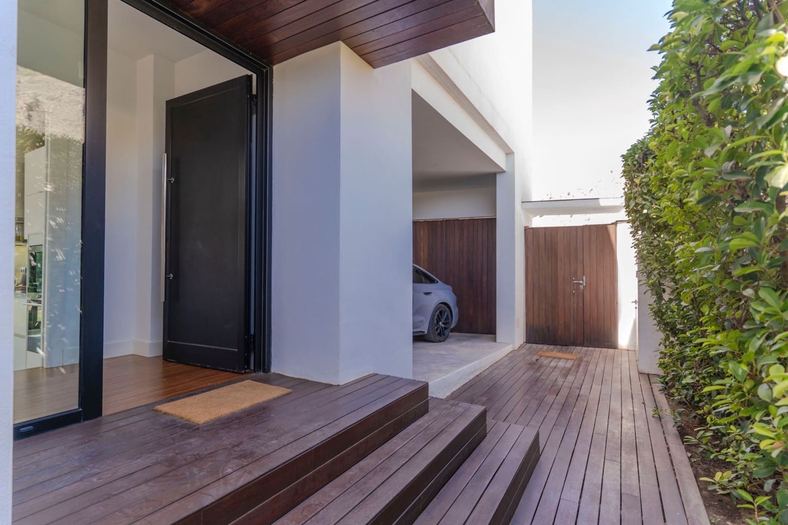 3 soveværelse Villa til salg i Loja med swimmingpool garage - € 450.000 (Ref: 9227610)