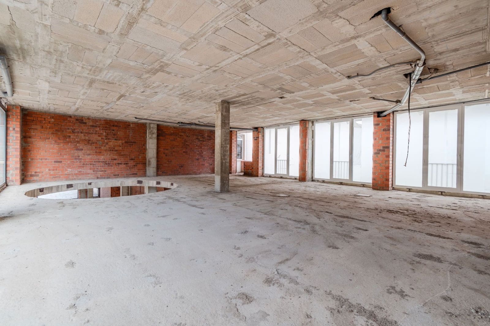 Erhverv til salg i L'Estartit - € 155.000 (Ref: 9231969)