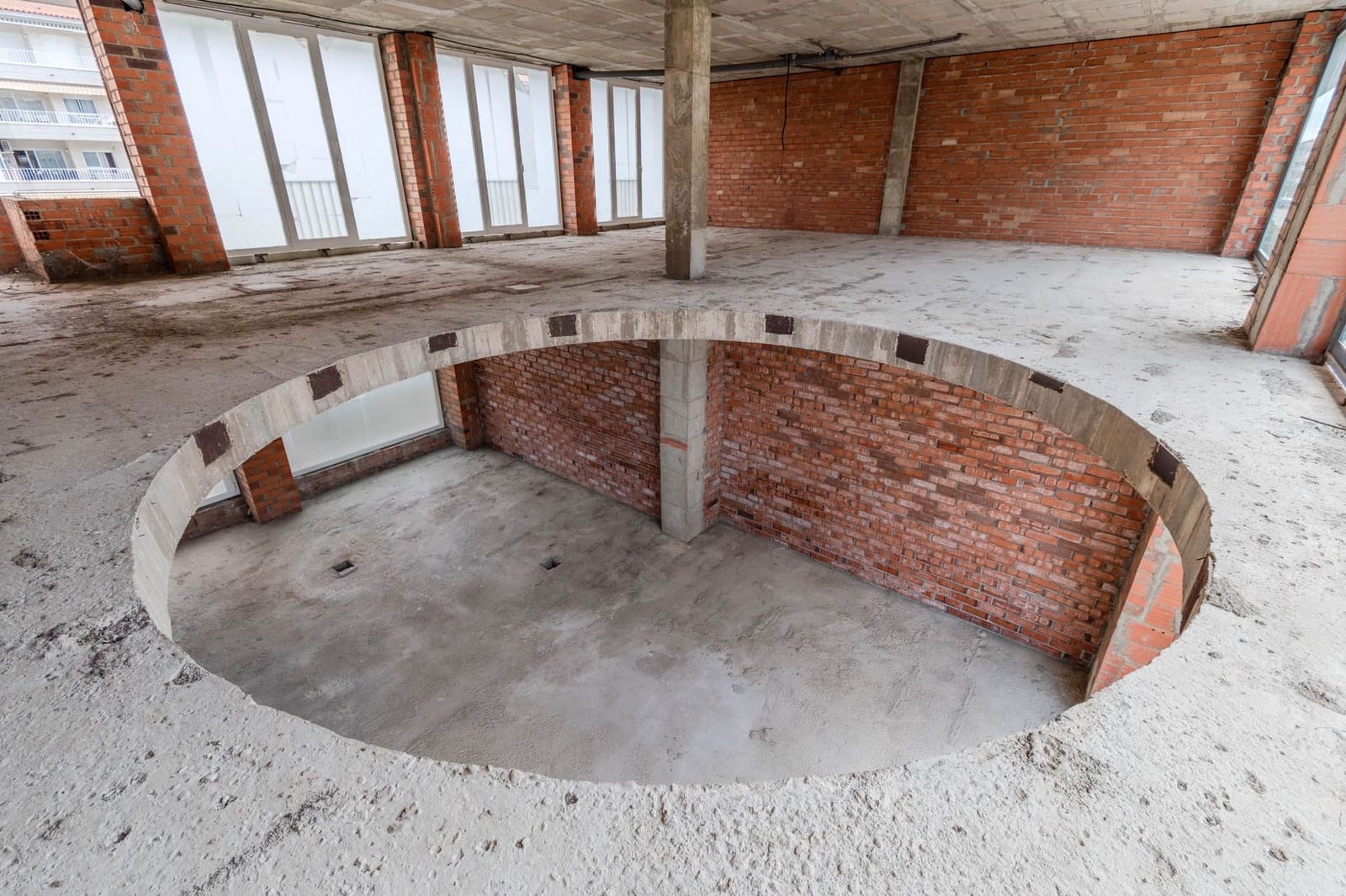 Local Comercial en L'Estartit en venta - 215.000 € (Ref: 9231970)