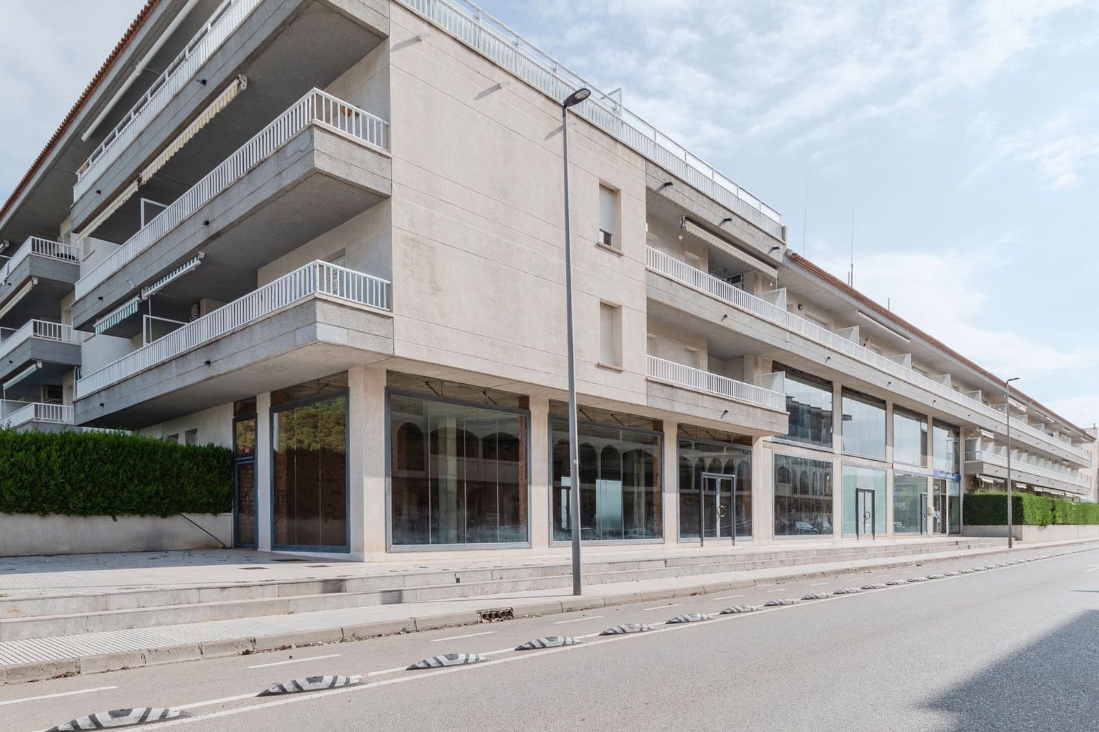 Local Comercial en L'Estartit en venta - 215.000 € (Ref: 9231970)