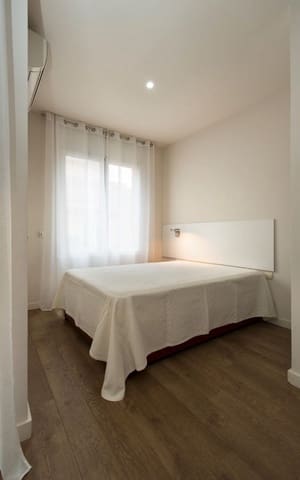 1 chambre Appartement à vendre à Les Tres Torres, Barcelone ville - 352 000 € (Ref: 9240909)