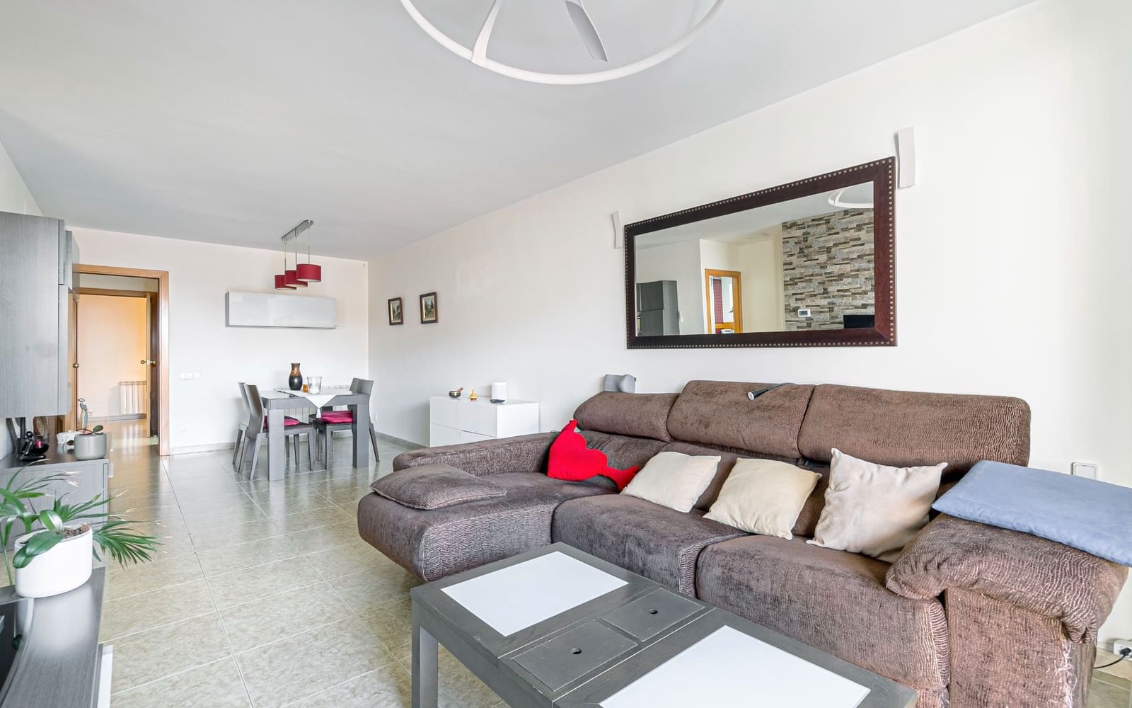 3 soveværelse Lejlighed til salg i Sant Llorenc d'Hortons med garage - € 240.500 (Ref: 9241197)