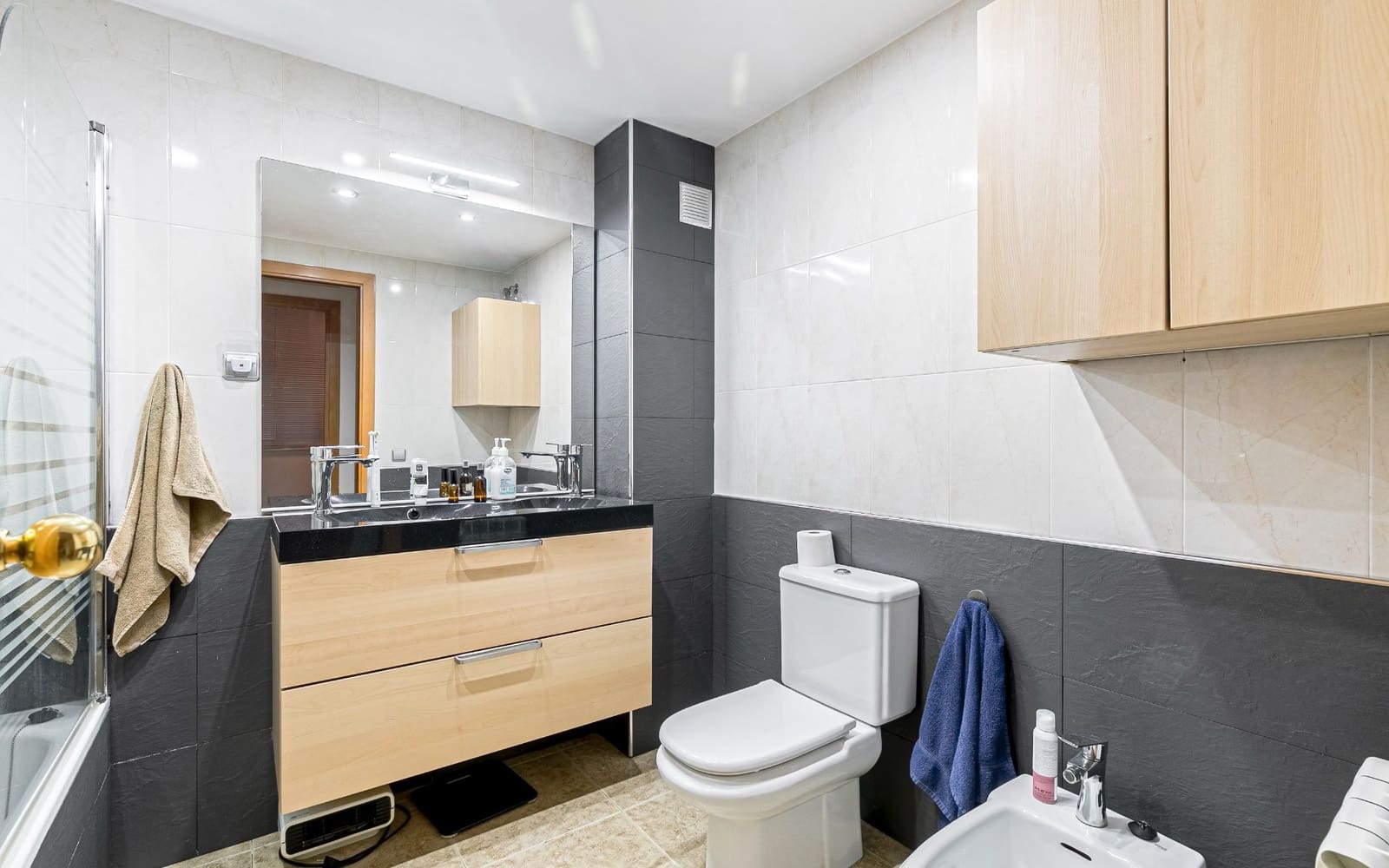 3 soveværelse Lejlighed til salg i Sant Llorenc d'Hortons med garage - € 240.500 (Ref: 9241197)