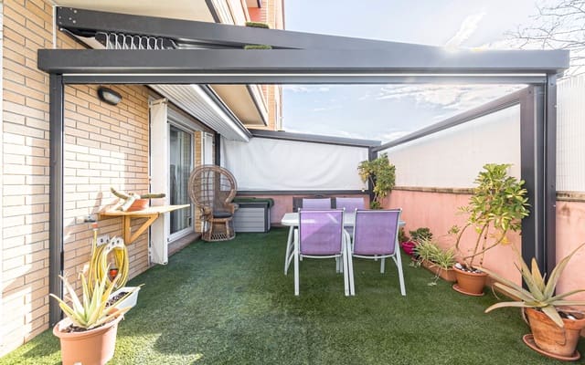 3 bedroom Flat for sale in Sant Llorenç d'Hortons with garage - € 240,500 (Ref: 9241197)