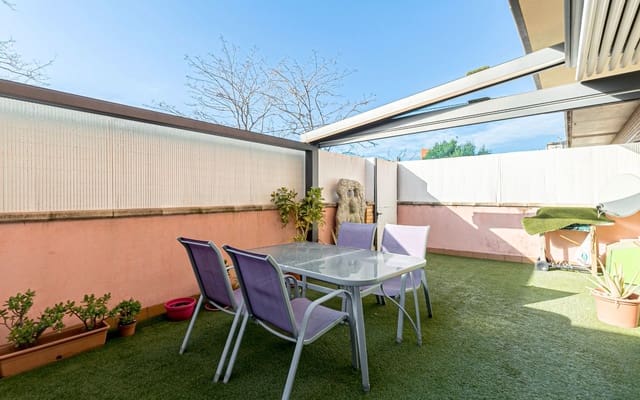 3 bedroom Flat for sale in Sant Llorenç d'Hortons with garage - € 240,500 (Ref: 9241197)