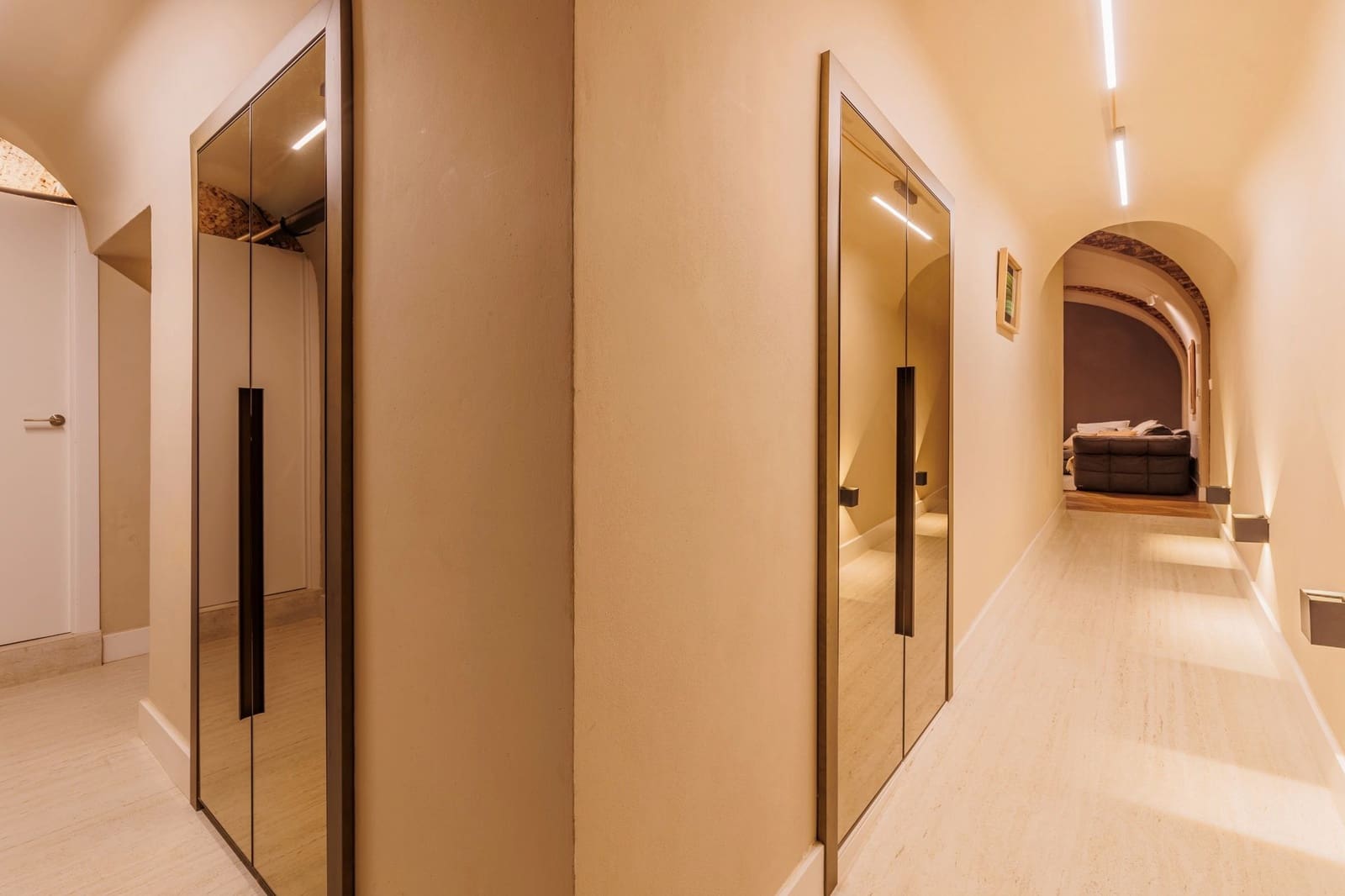 2 soveværelse Lejlighed til salg i Madrid by - € 950.000 (Ref: 9246147)