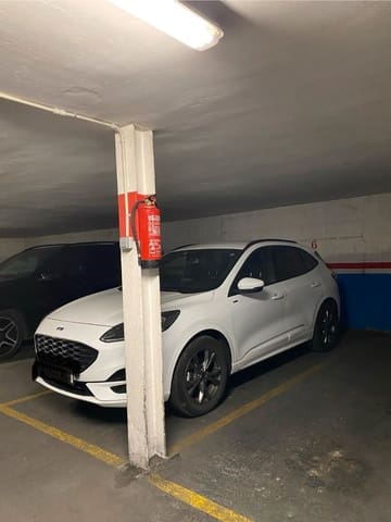 Garage till salu i Pedralbes, Barcelona stad - 20 000 € (Ref: 9250637)