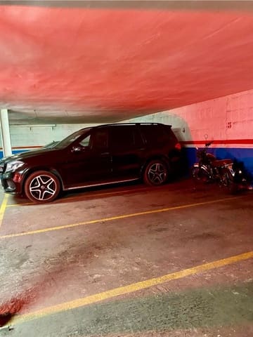 Garage till salu i Pedralbes, Barcelona stad - 20 000 € (Ref: 9250637)