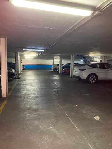 Garage till salu i Pedralbes, Barcelona stad - 20 000 € (Ref: 9250637)