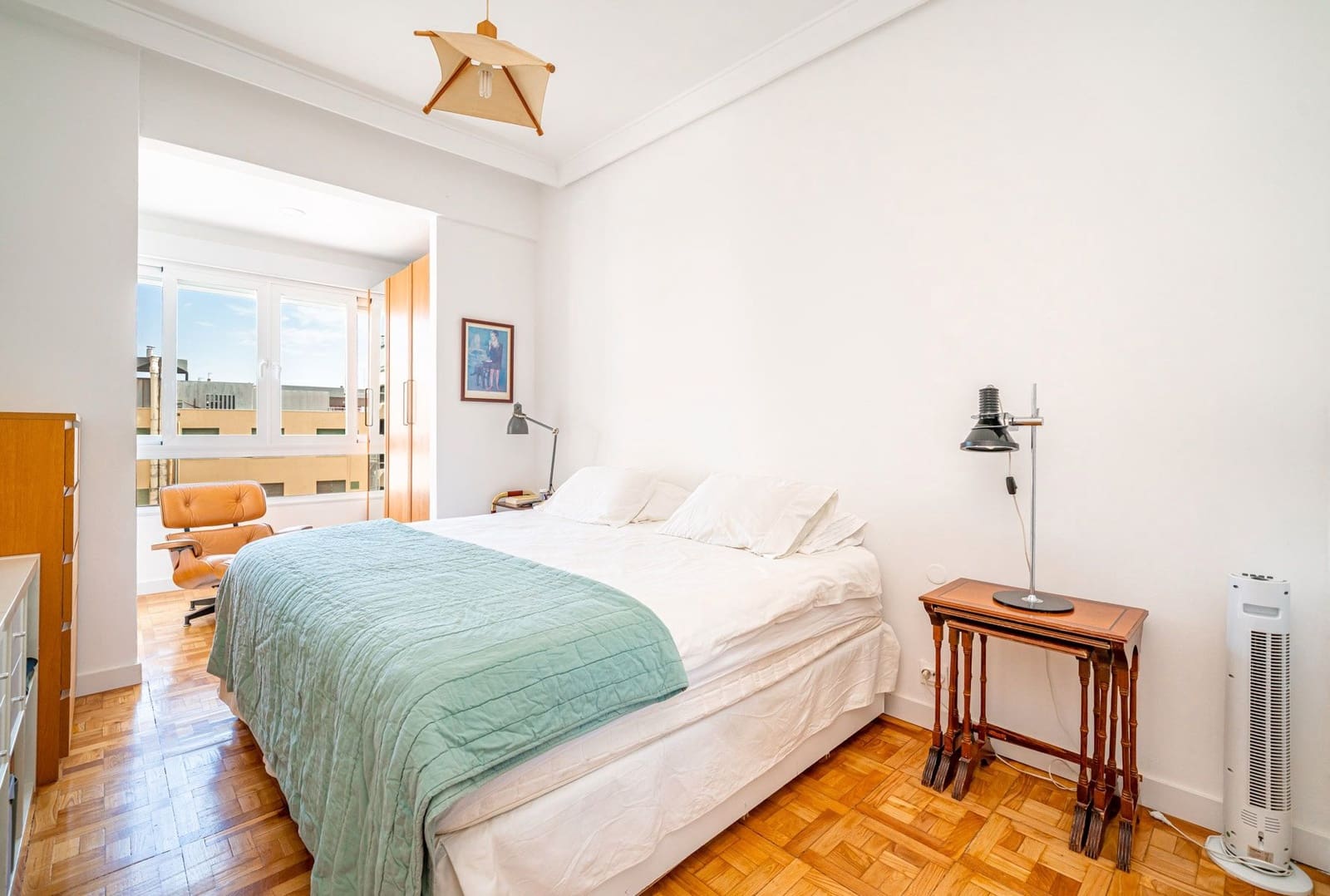 4 soveværelse Lejlighed til salg i Madrid by med garage - € 889.000 (Ref: 9254429)