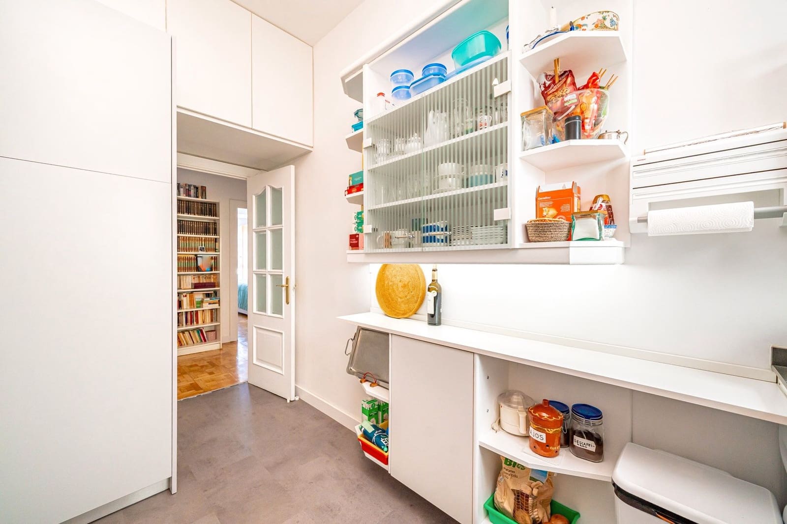 4 soveværelse Lejlighed til salg i Madrid by med garage - € 889.000 (Ref: 9254429)