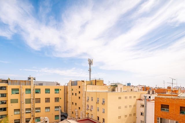 4 soveværelse Lejlighed til salg i Trafalgar, Madrid by med garage - € 889.000 (Ref: 9254429)