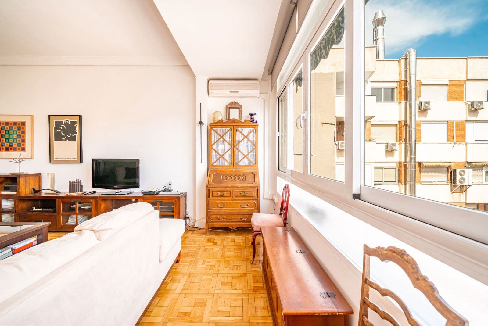 4 soveværelse Lejlighed til salg i Madrid by med garage - € 889.000 (Ref: 9254429)