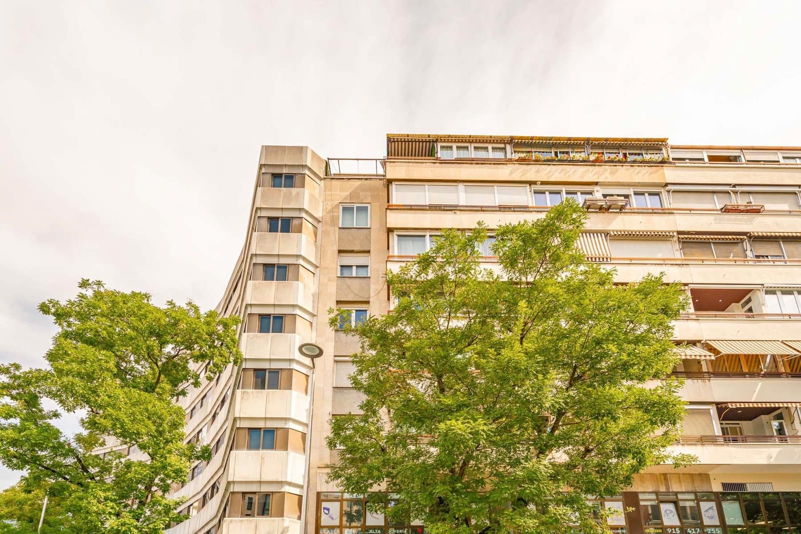 4 soveværelse Lejlighed til salg i Madrid by med garage - € 889.000 (Ref: 9254429)