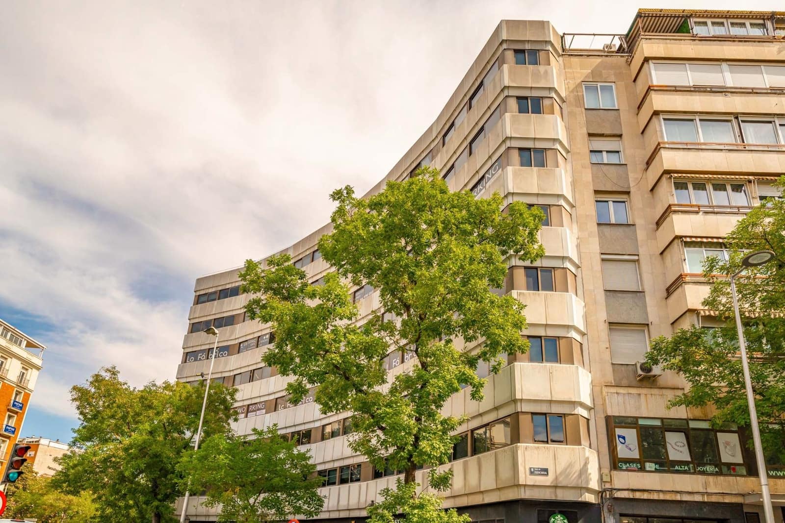 4 soveværelse Lejlighed til salg i Madrid by med garage - € 889.000 (Ref: 9254429)