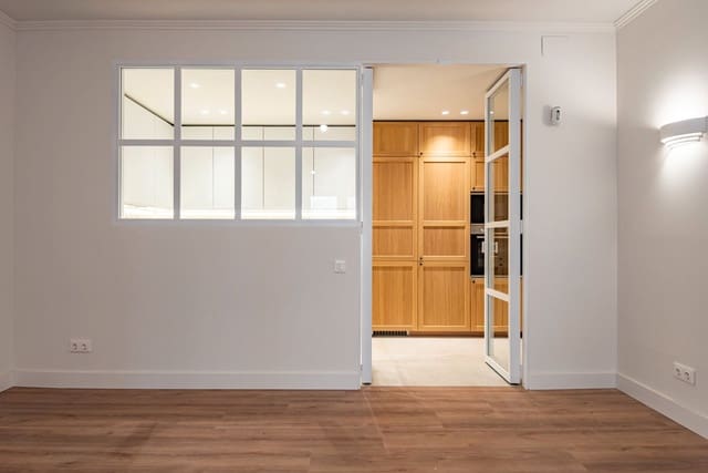 3 quarto Apartamento para venda em El Barri Gòtic, Barcelona cidade - 600 000 € (Ref: 9261915)