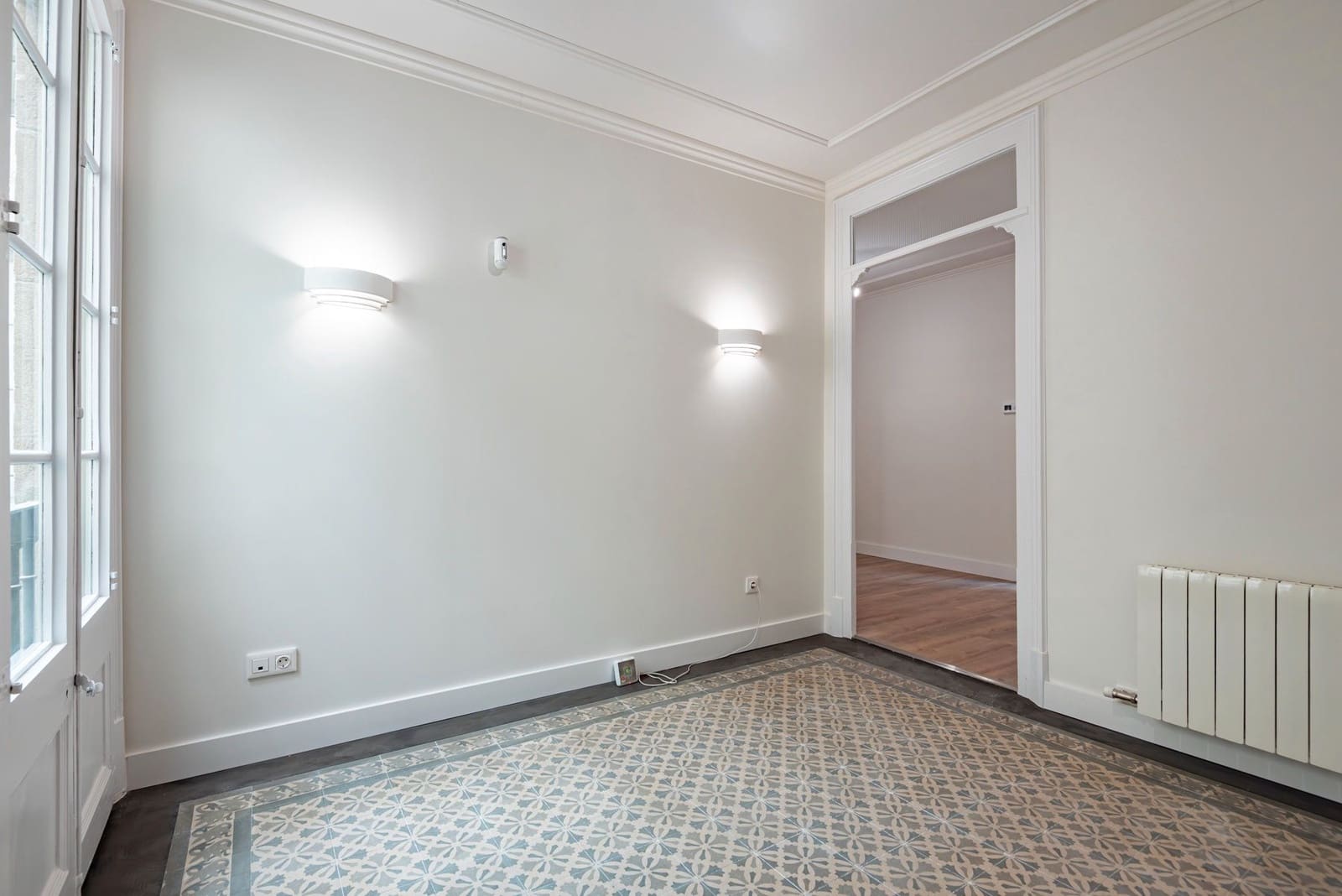 3 soveværelse Lejlighed til salg i Barcelona by - € 600.000 (Ref: 9261915)