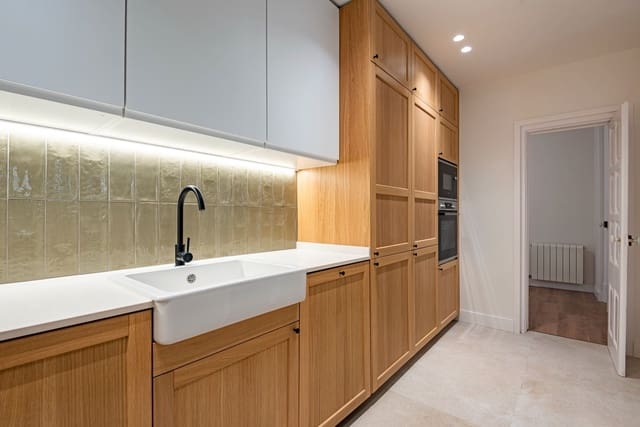 3 quarto Apartamento para venda em El Barri Gòtic, Barcelona cidade - 600 000 € (Ref: 9261915)