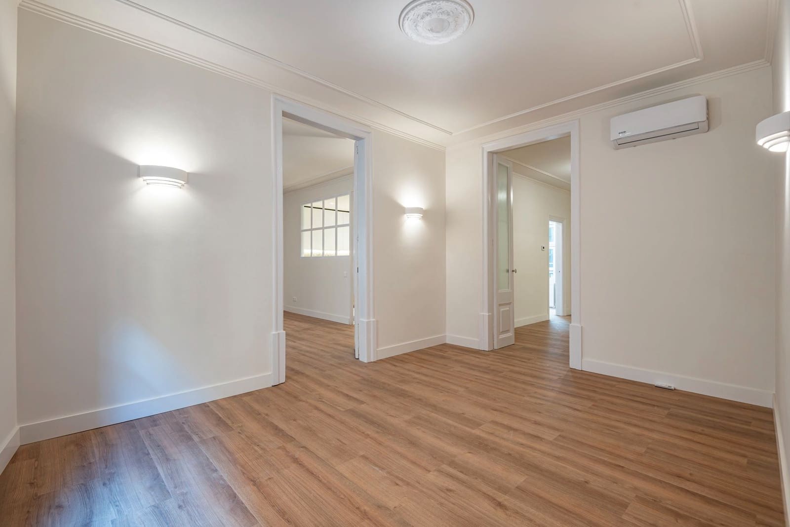 3 soveværelse Lejlighed til salg i Barcelona by - € 600.000 (Ref: 9261915)