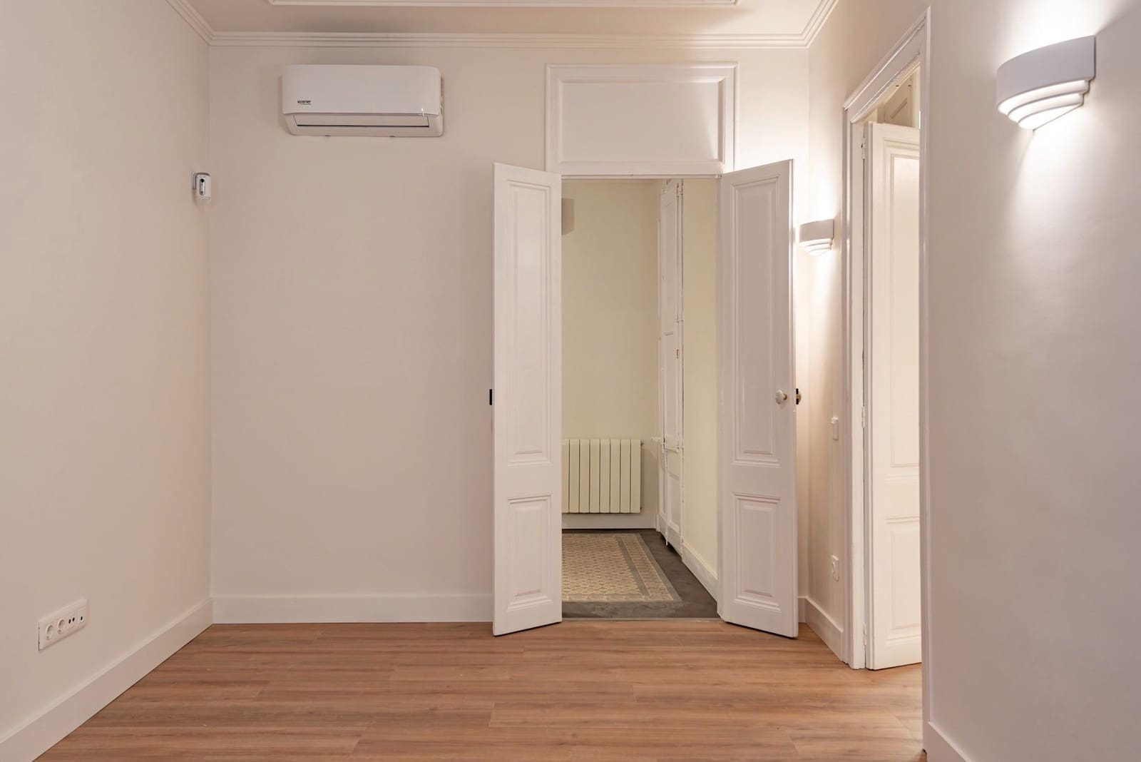 3 soveværelse Lejlighed til salg i Barcelona by - € 600.000 (Ref: 9261915)