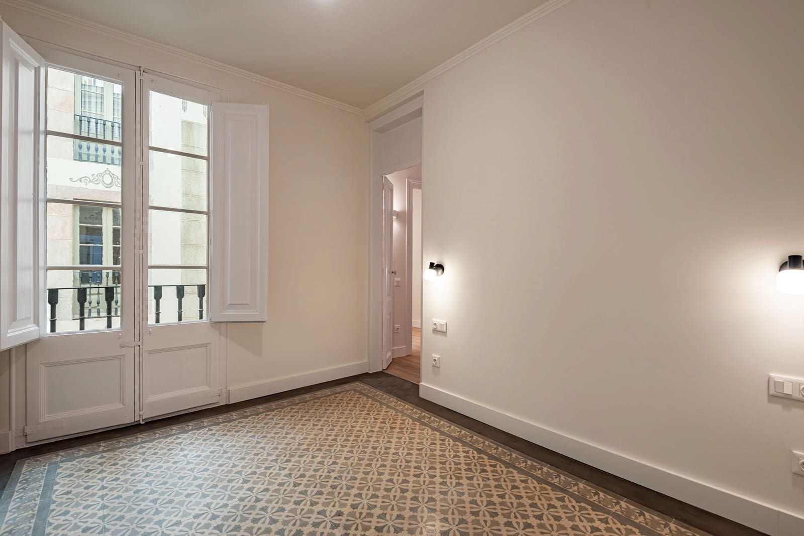 3 soveværelse Lejlighed til salg i Barcelona by - € 600.000 (Ref: 9261915)