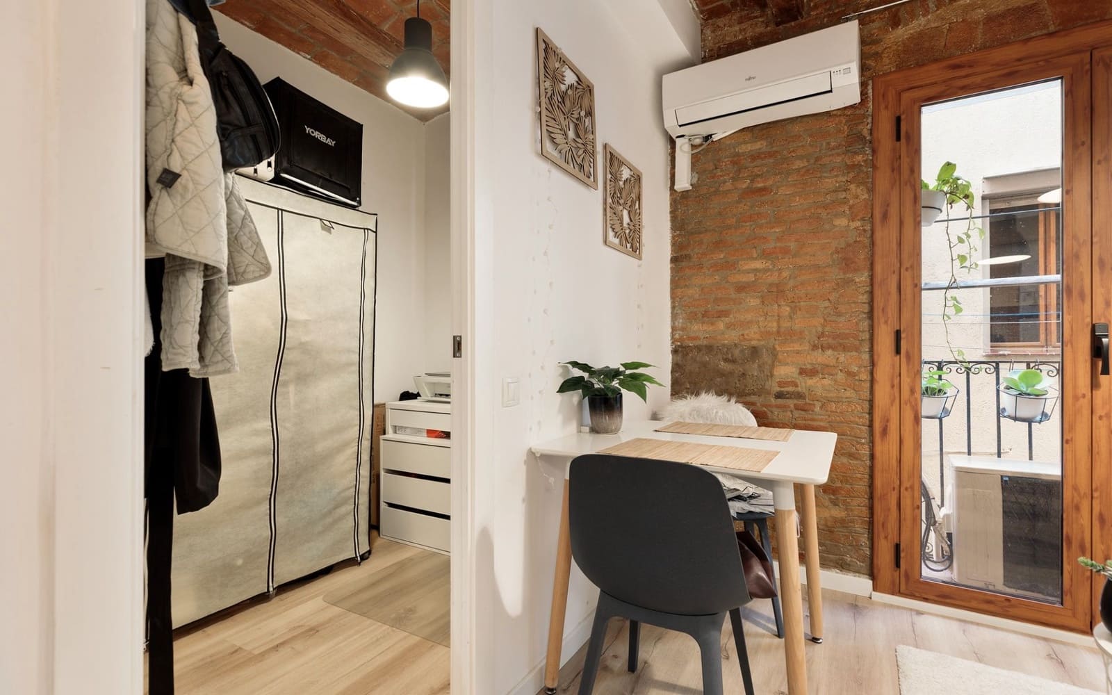 2 sovrum Lägenhet till salu i Barcelona stad - 239 000 € (Ref: 9270354)