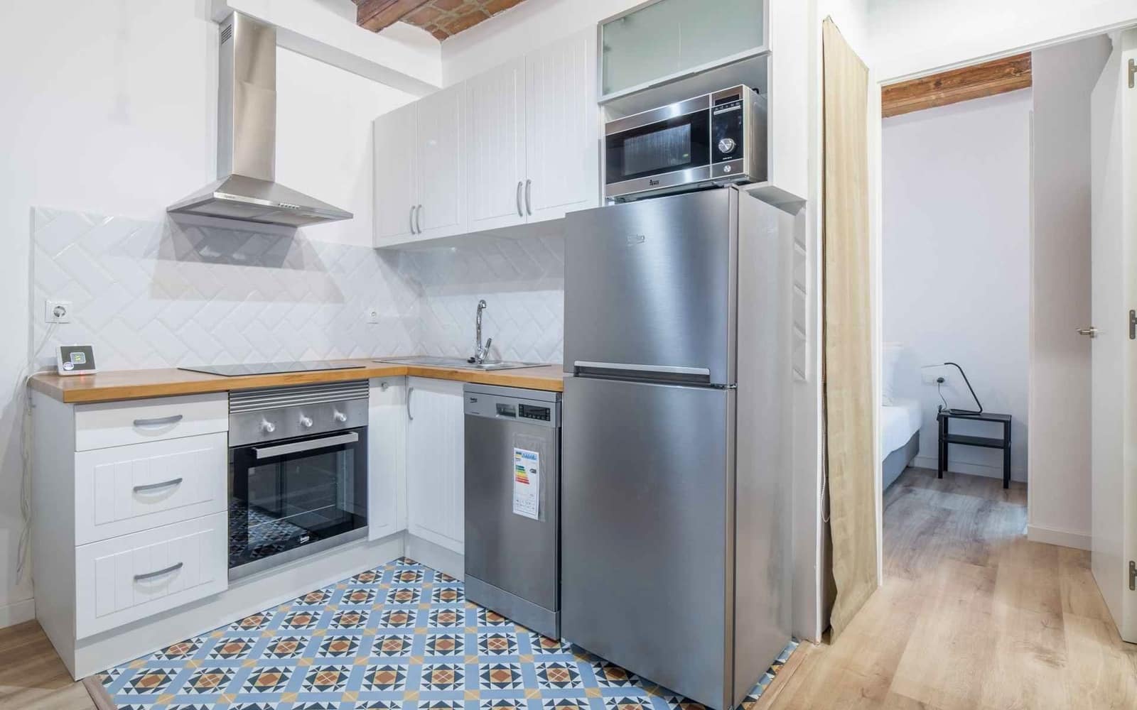 2 sovrum Lägenhet till salu i Barcelona stad - 239 000 € (Ref: 9270354)